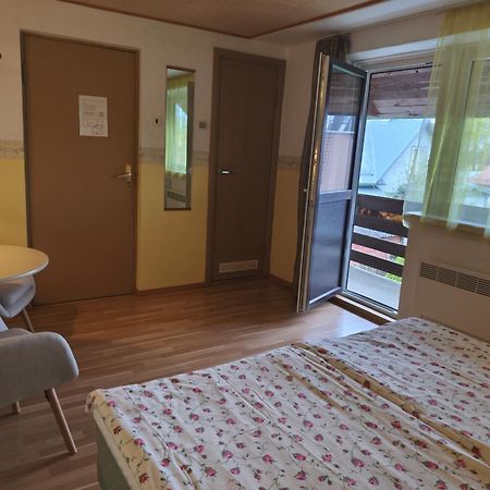 Paerna Guesthouse & Apartments Kuressaare Luaran gambar