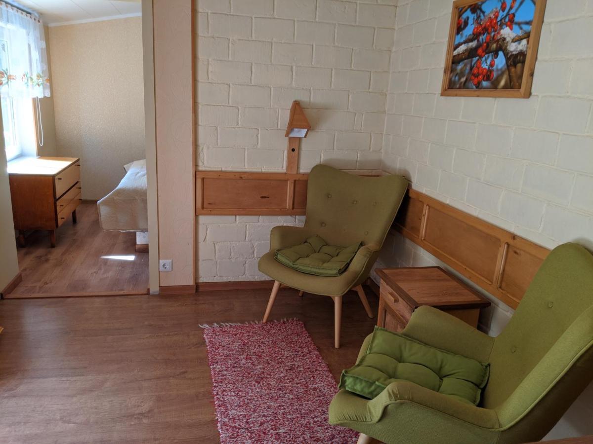 Paerna Guesthouse & Apartments Kuressaare Luaran gambar