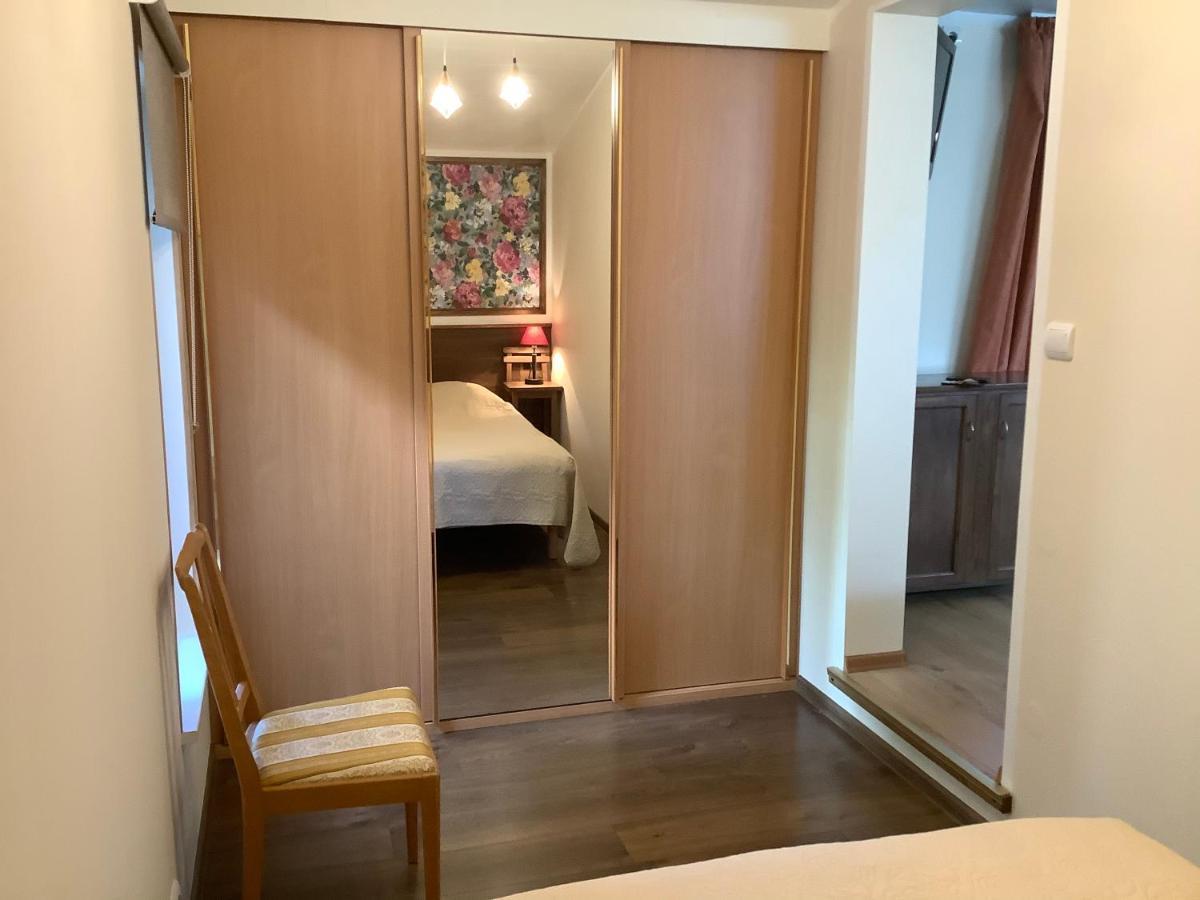Paerna Guesthouse & Apartments Kuressaare Luaran gambar