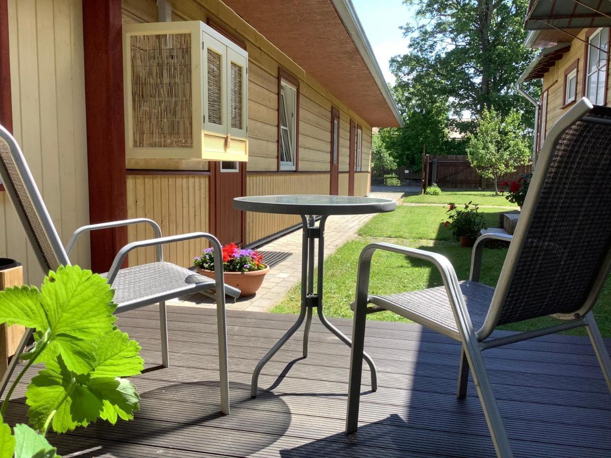 Paerna Guesthouse & Apartments Kuressaare Luaran gambar