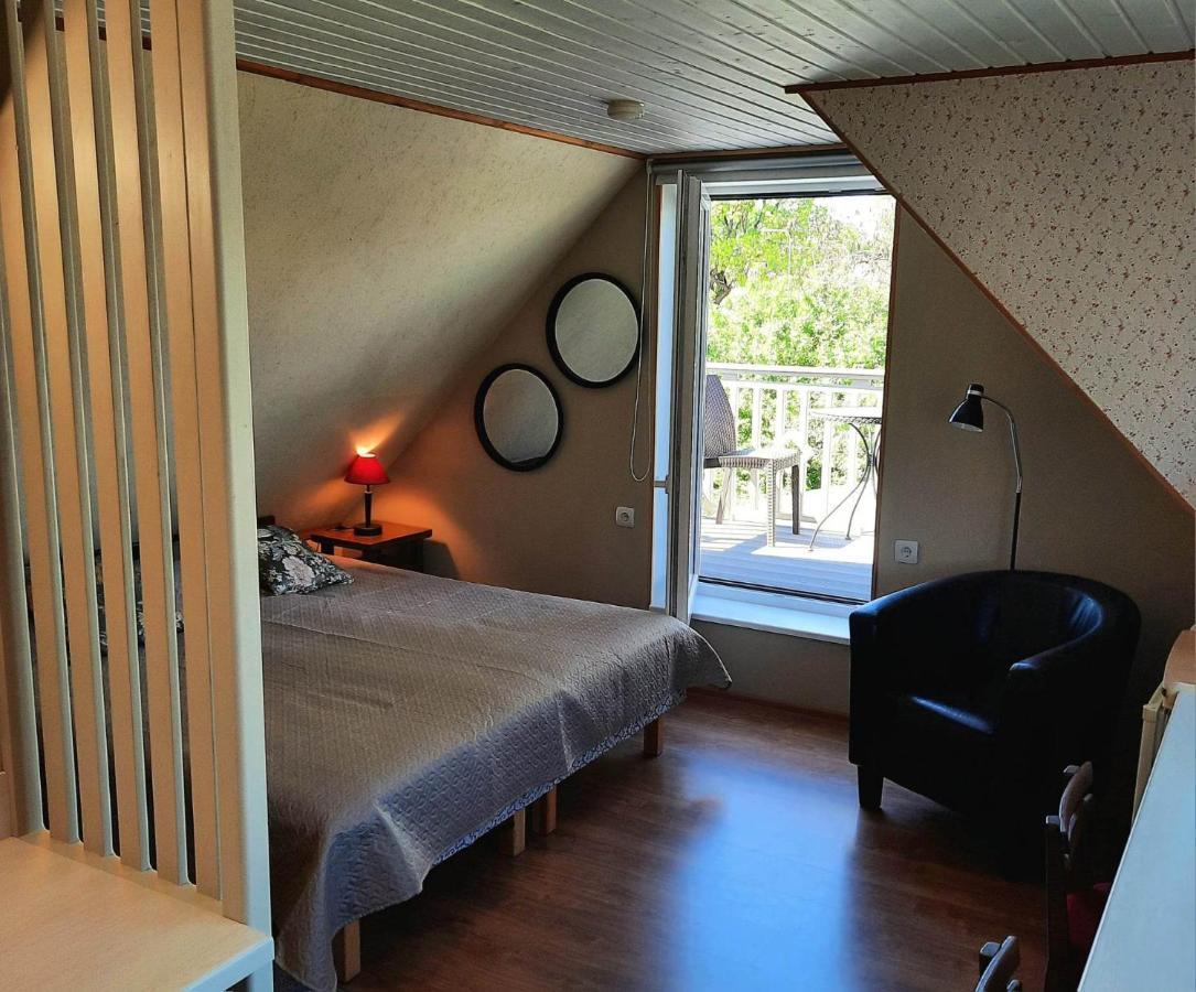 Paerna Guesthouse & Apartments Kuressaare Luaran gambar