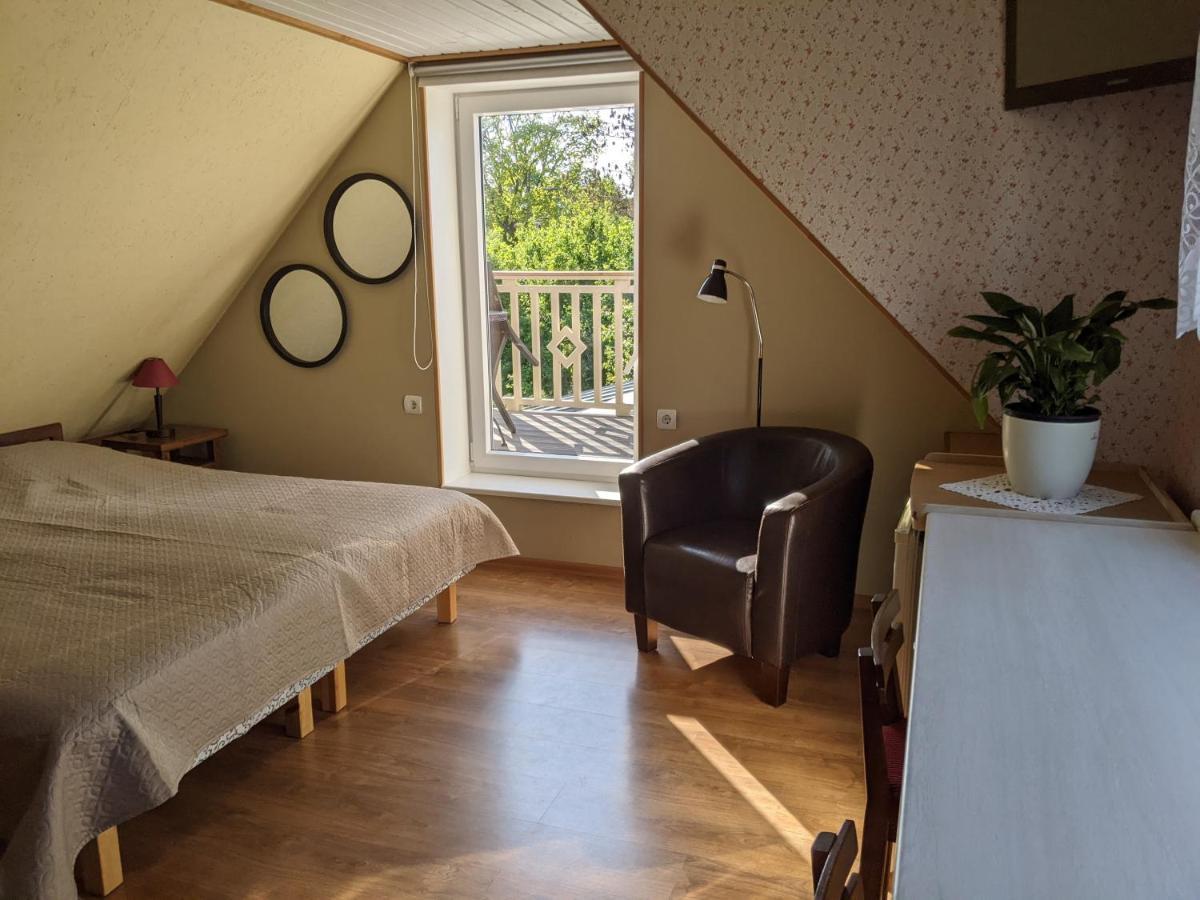 Paerna Guesthouse & Apartments Kuressaare Luaran gambar