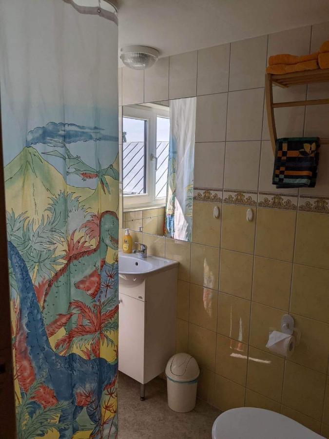 Paerna Guesthouse & Apartments Kuressaare Luaran gambar