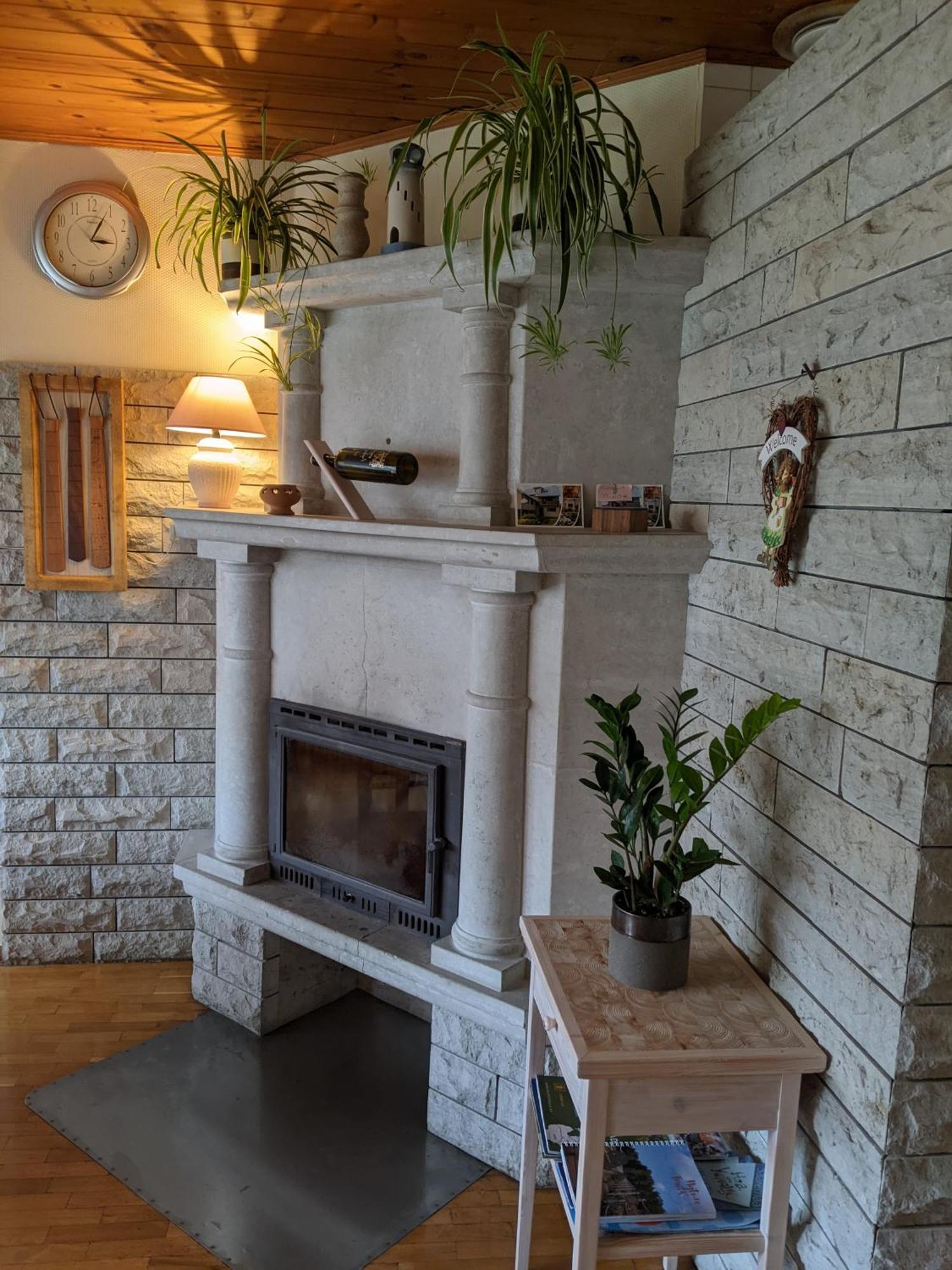 Paerna Guesthouse & Apartments Kuressaare Luaran gambar