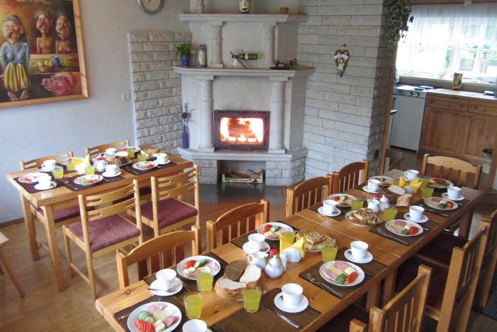 Paerna Guesthouse & Apartments Kuressaare Luaran gambar