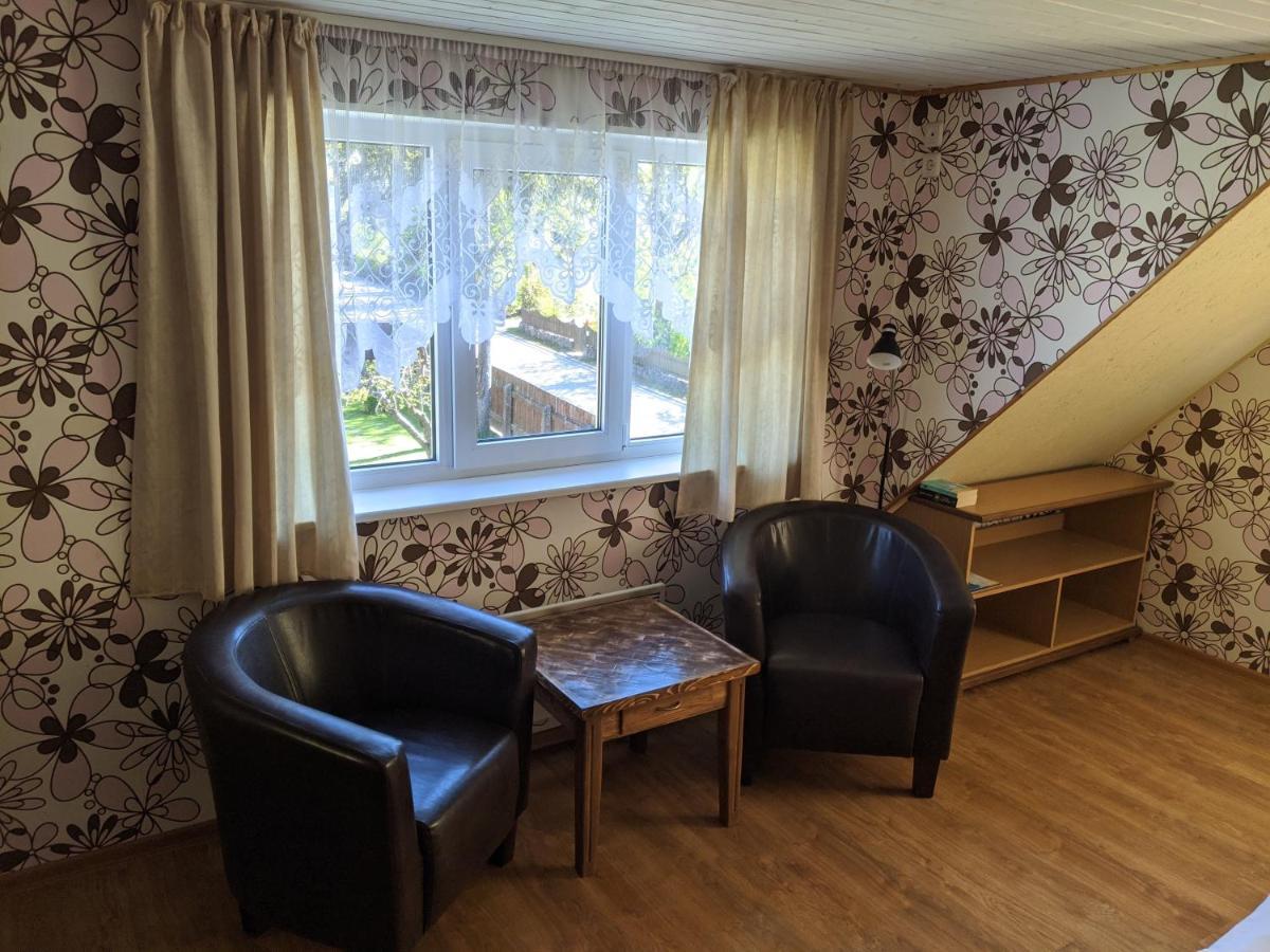 Paerna Guesthouse & Apartments Kuressaare Luaran gambar